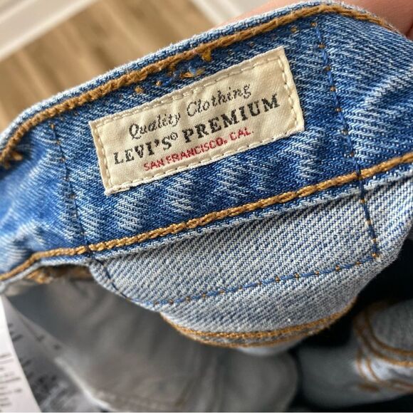 Levi’s 501 Distressed Button Fly Denim Blue Jeans - Picture 10 of 10